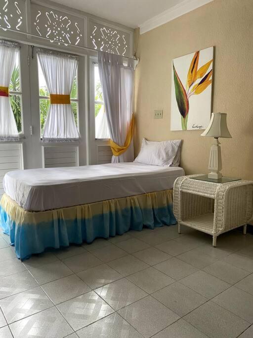 Lush Tropical Apartment Located In A 4-Star Resort Runaway Bay Eksteriør bilde